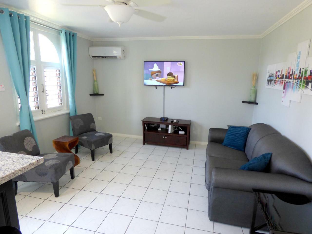 Beach One Bedroom Suite A17 Ocho Rios Bagian luar foto